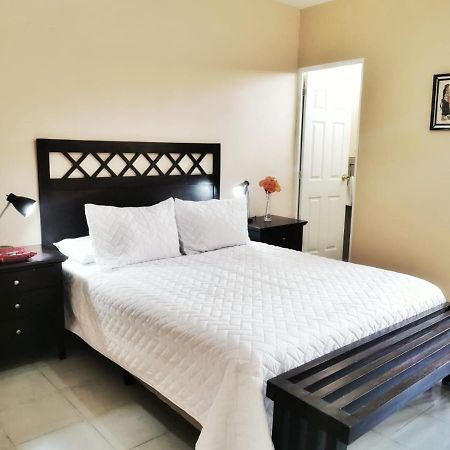 Casa Mesa Apartment Guatemala City ภายนอก รูปภาพ