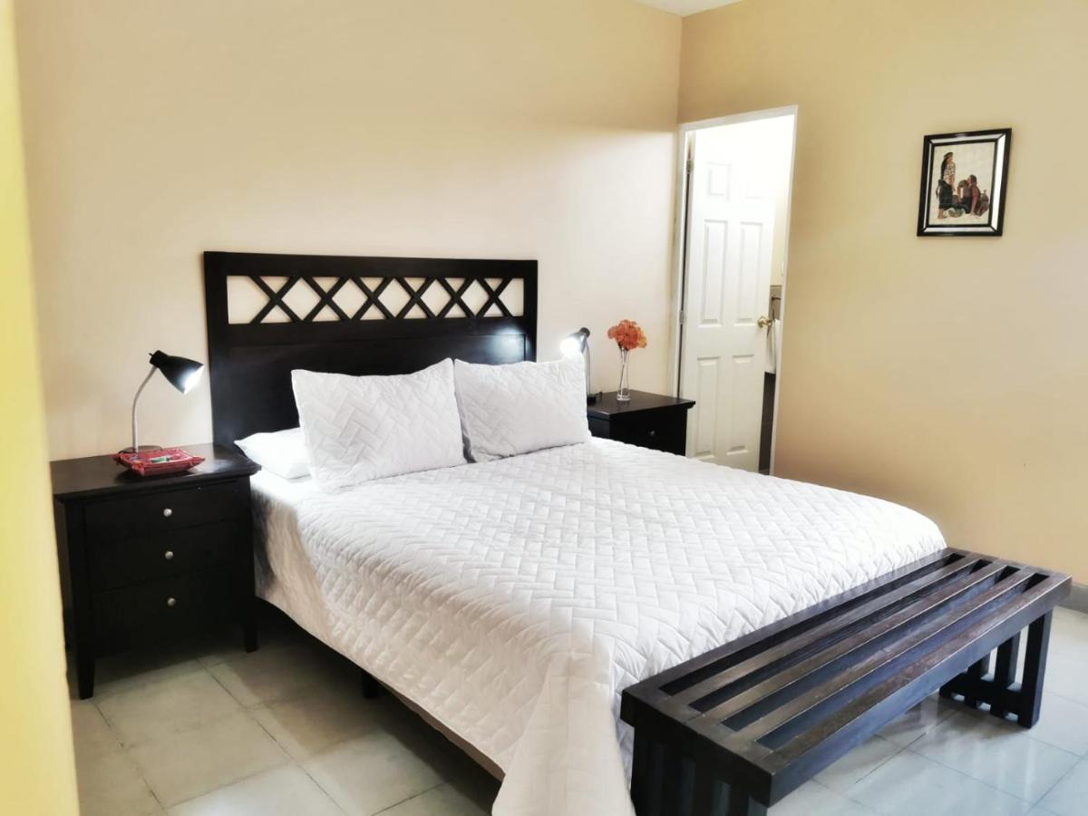Casa Mesa Apartment Guatemala City ภายนอก รูปภาพ